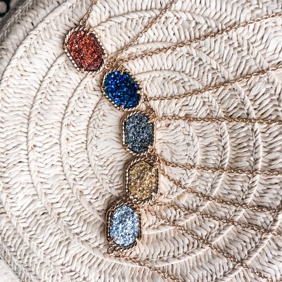 Crystal stone gold druzy pendant necklace - Picture 3 of 7